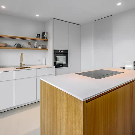 Broersbank 1, 01,03 P Apartment *